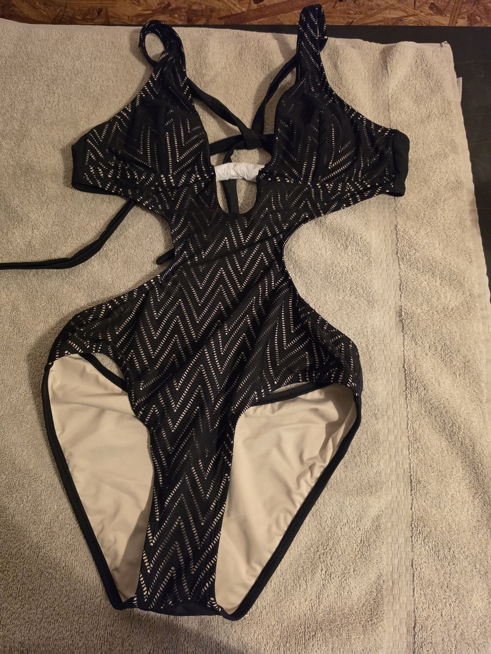 Cupshe Black One-Piece Swimsuit with Nude Lining